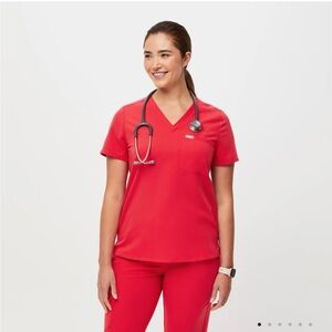 Figs The Catarina One-Pocket Scrub Top